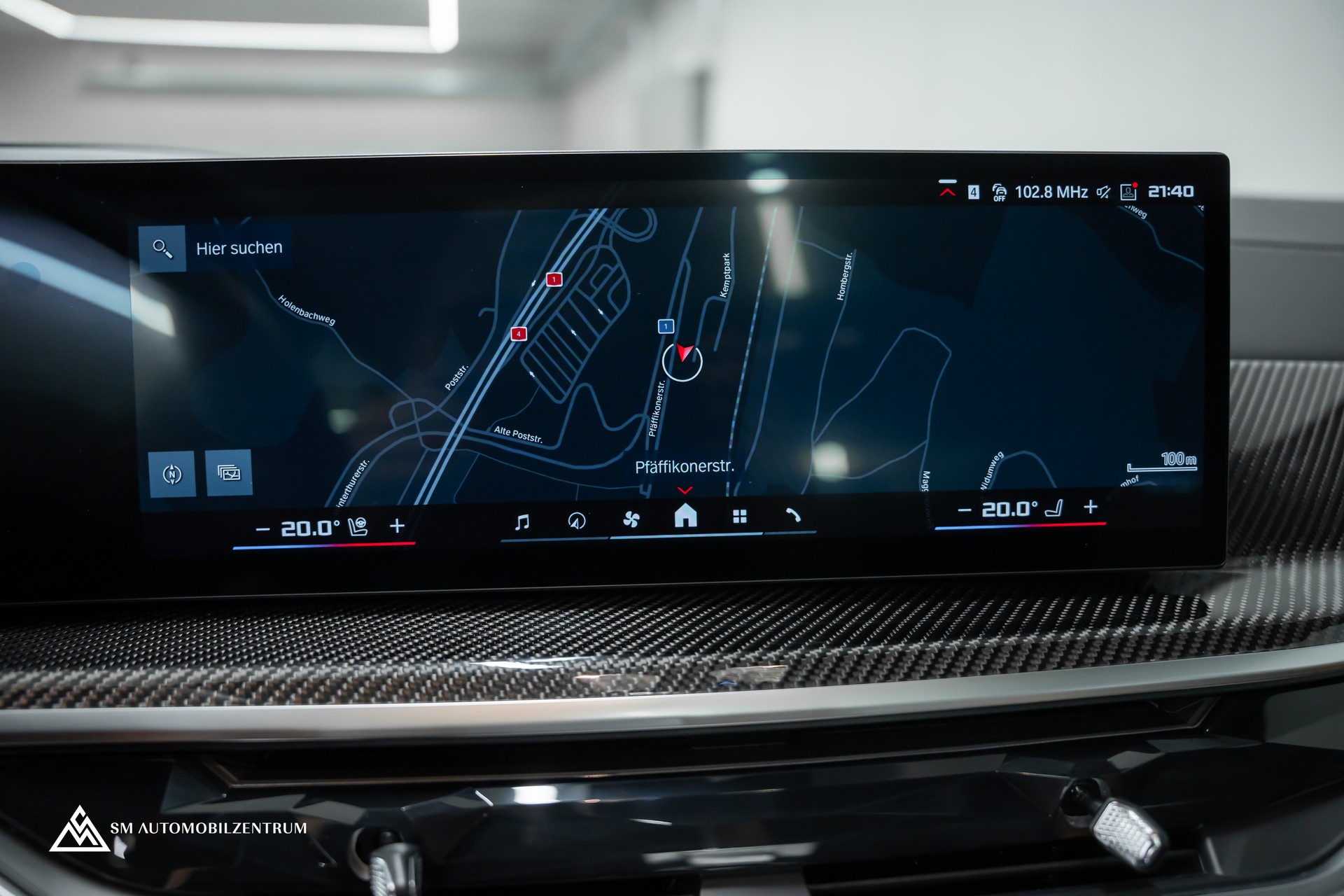 BMW X6 M Competition / Panorama / 360° / Carbon Fibre-image-26