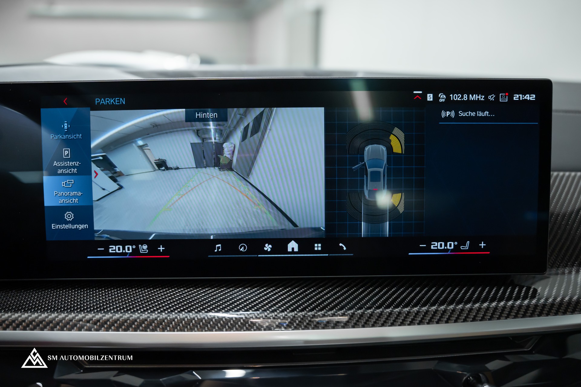 BMW X6 M Competition / Panorama / 360° / Carbon Fibre-image-29