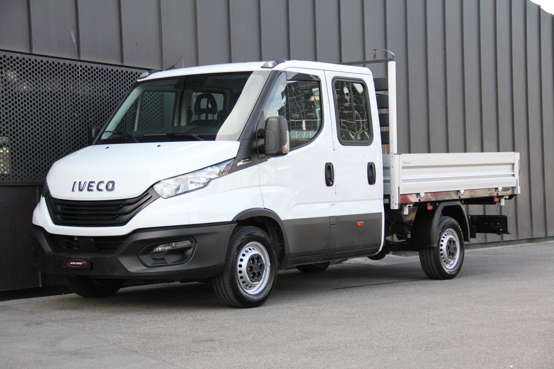 IVECO 35 C 16 A8 D *AUTOMAT* *KIPPER-3-SEITEN* *RÜCKFAHRKAMERA* *7-SITZE* *KLIMA* *ANHÄNGERKUPPLUNG* *910Kg-NUTZLAST*-image-7