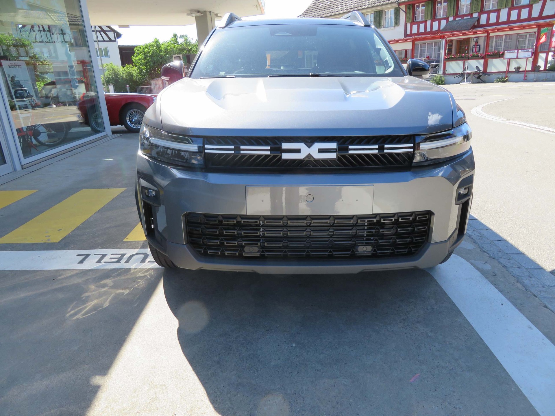 DACIA Bigster 1.8 Hybrid Journey-showroom-element-2