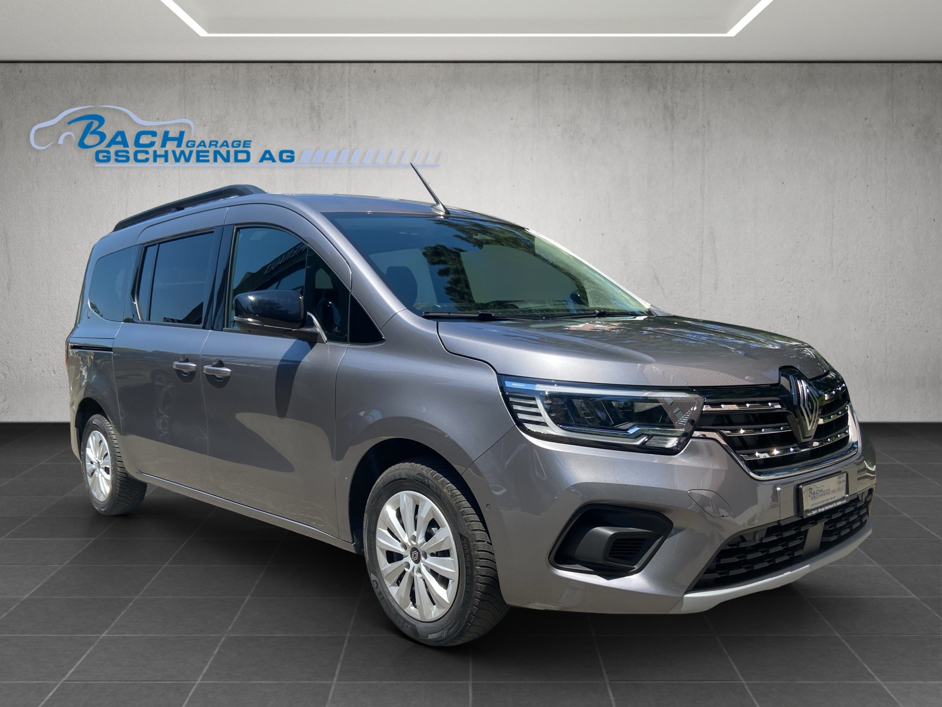 RENAULT Grand Kangoo 1.3 TCe 130 PF Techno EDC-showroom-element-1