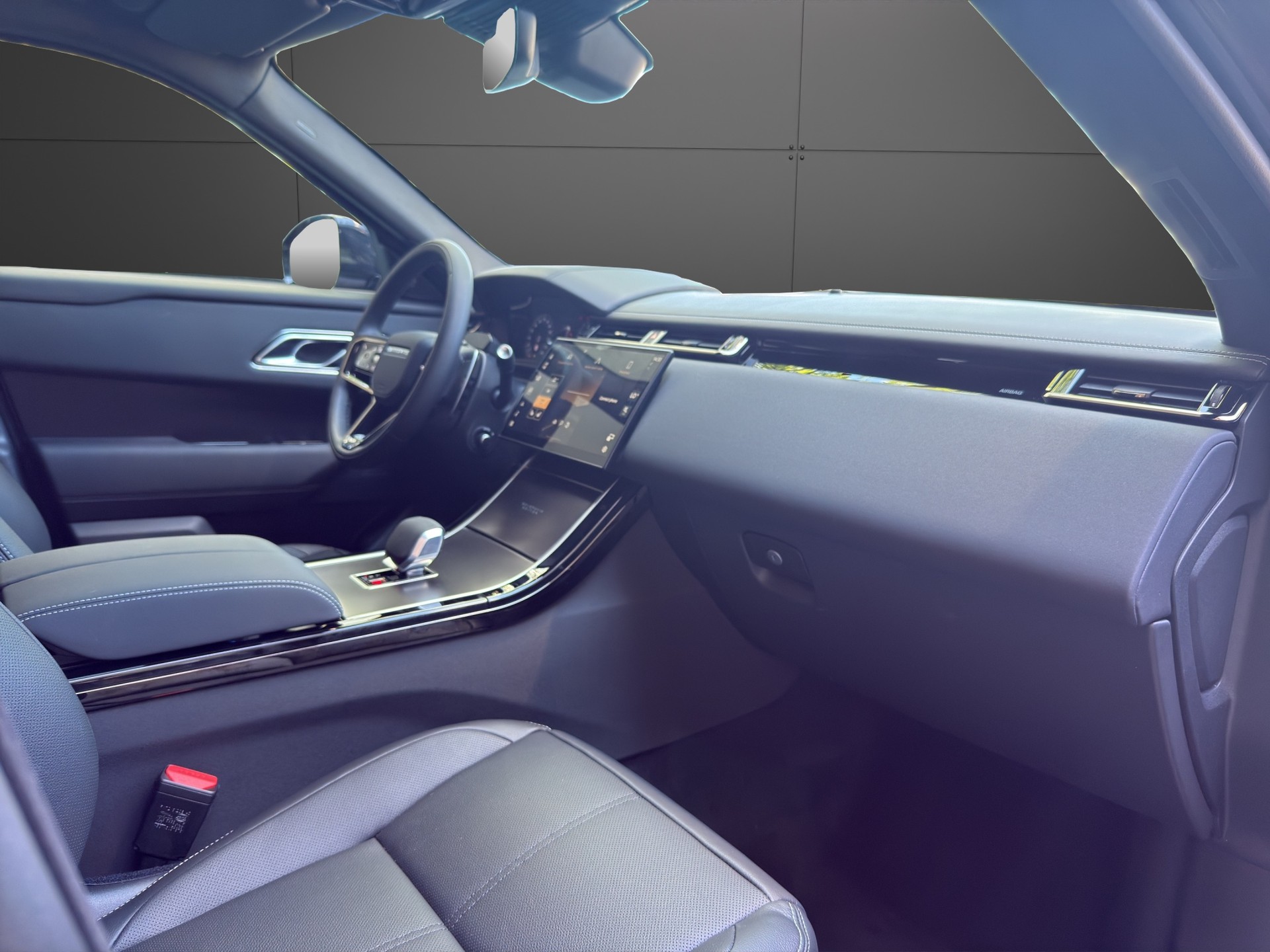 LAND ROVER Range Rover Velar P400e 2.0 I4 PHEV Belgravia Ed. Automatic-image-8