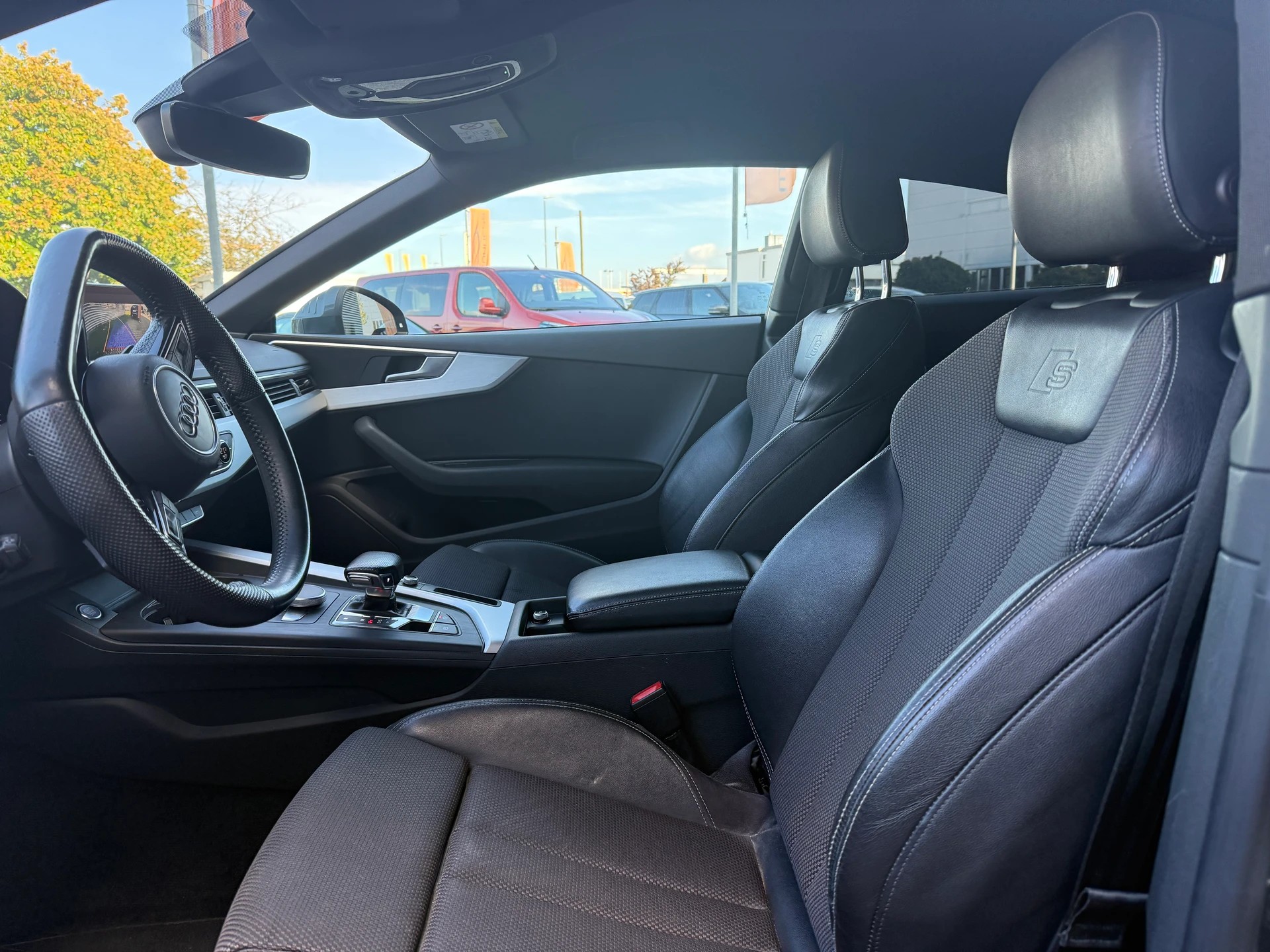 AUDI A5 Coupé 2.0 TDI Design S-tronic S Line-image-1