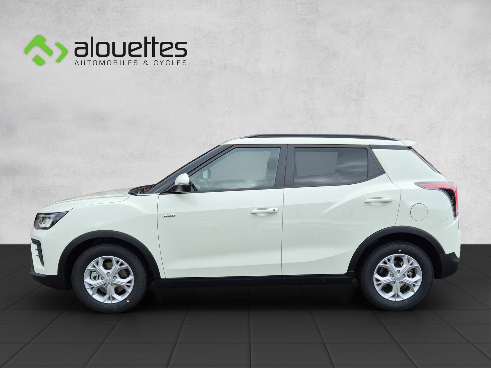 KGM-SsangYong Tivoli 1.5 T GDI Steel 4WD Automat-showroom-element-2