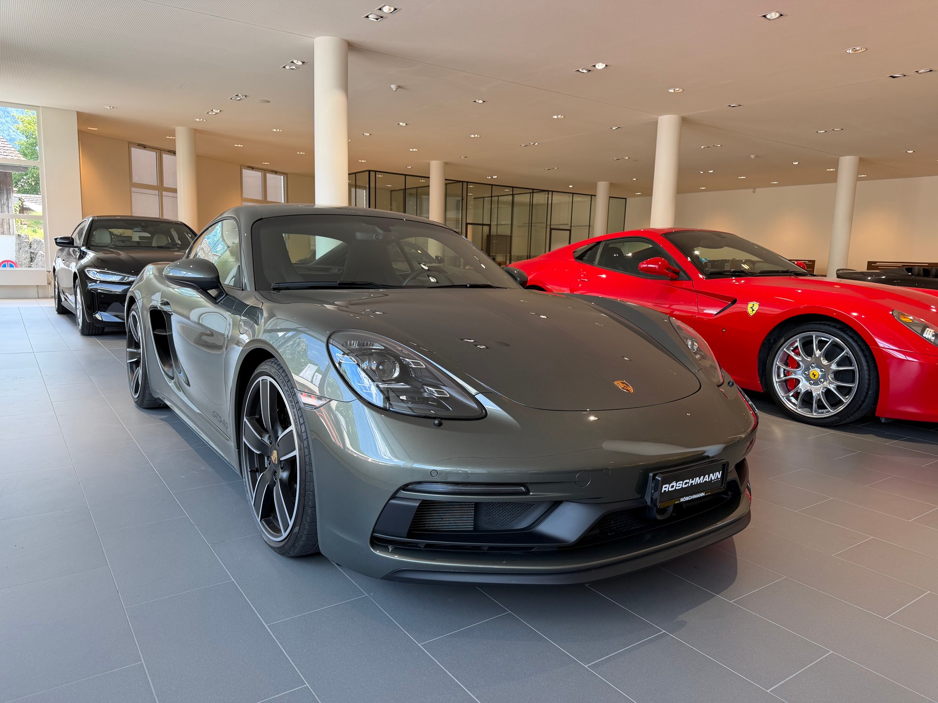 PORSCHE 718 Cayman GTS 4.0 PDK-showroom-element-2