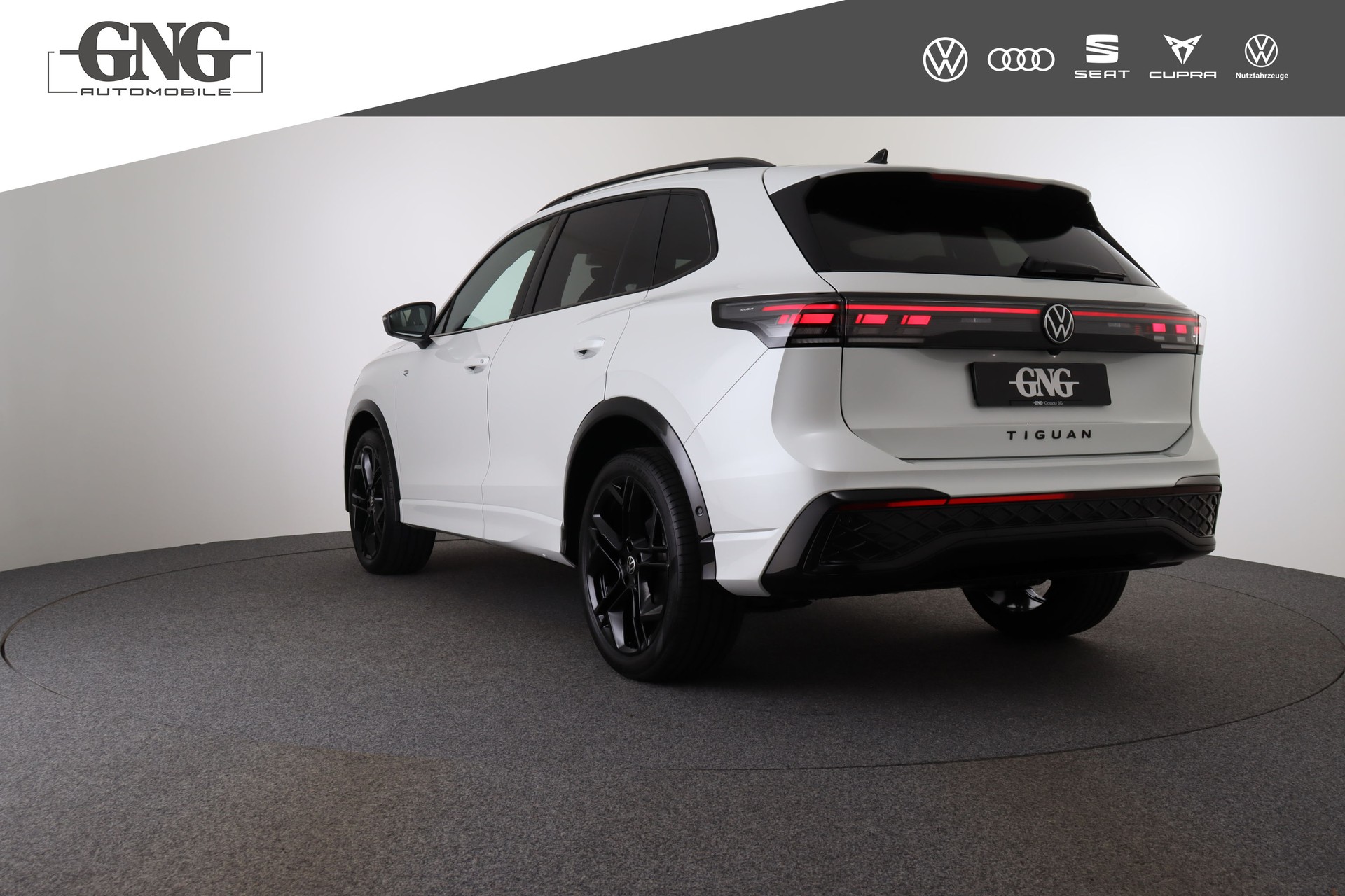 VW Tiguan 2.0 TDI SCR R-Line United 4Motion DSG-image-4