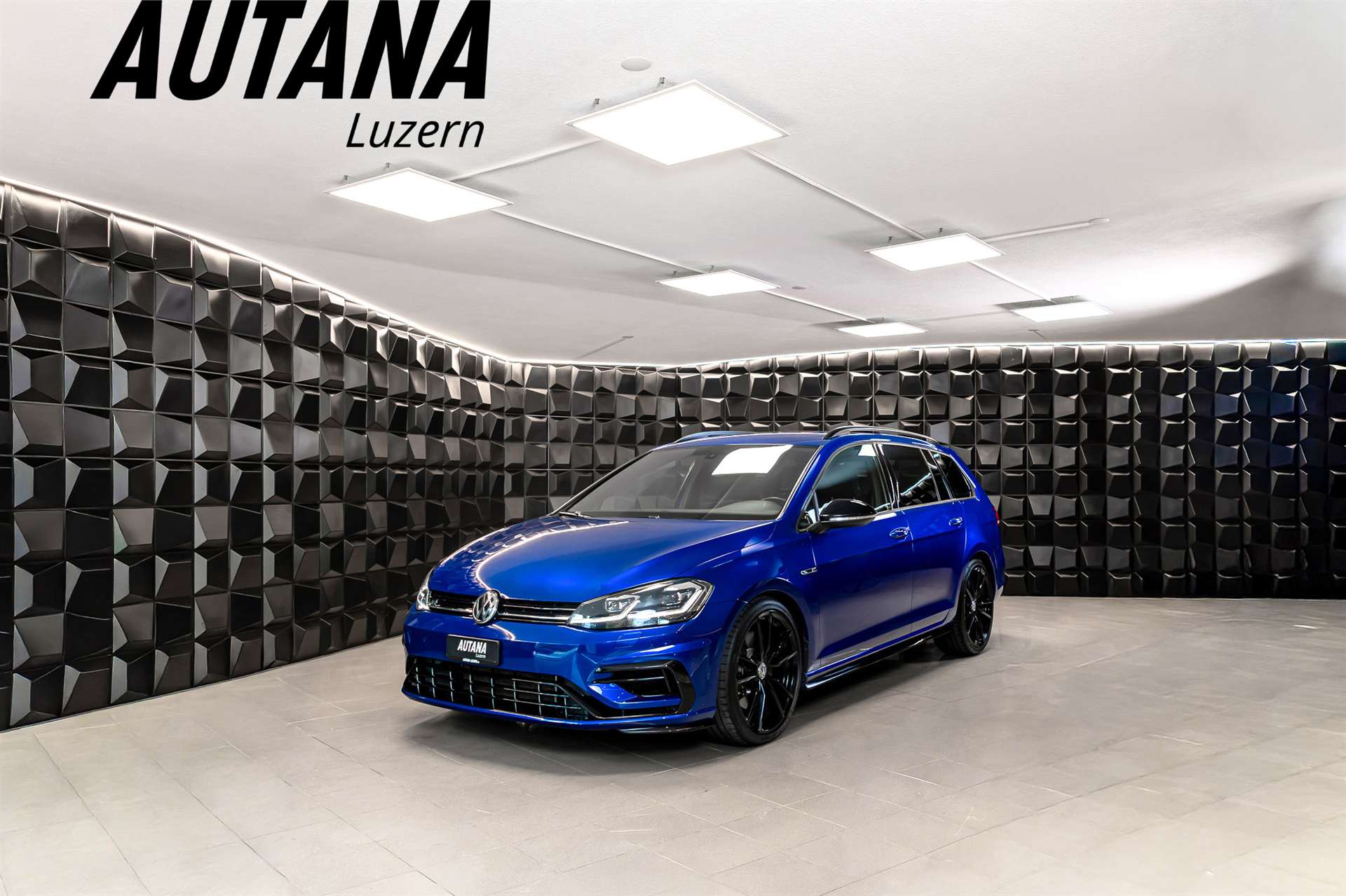 VW Golf Variant 2.0 TSI R 4Motion DSG