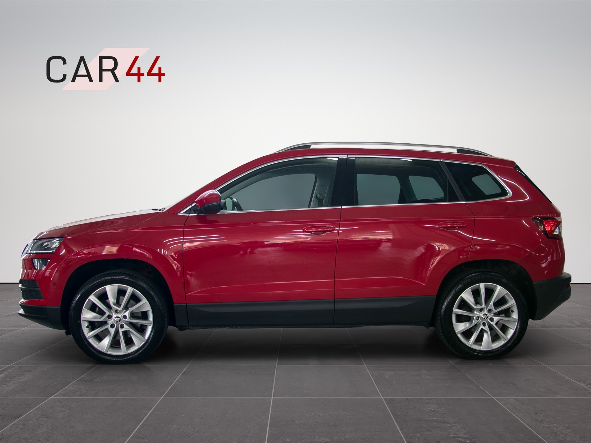 SKODA Karoq 2.0 TDI CR Style 4x4 DSG-showroom-element-1