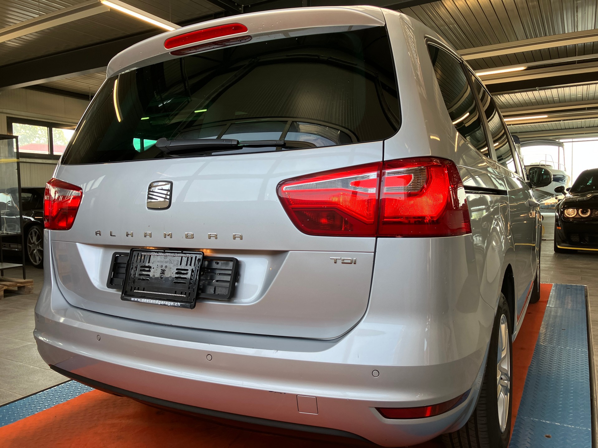 SEAT Alhambra 2.0 TDI Reference Eco DSG-showroom-element-2