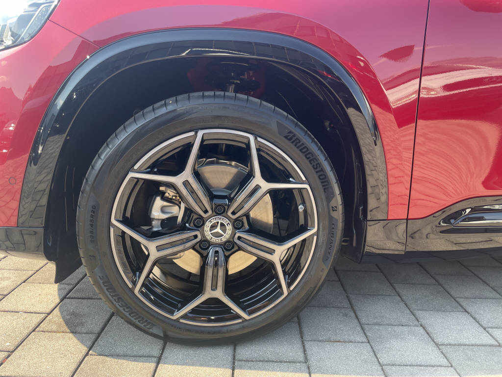 MERCEDES-BENZ GLB 220 4MATIC-image-6
