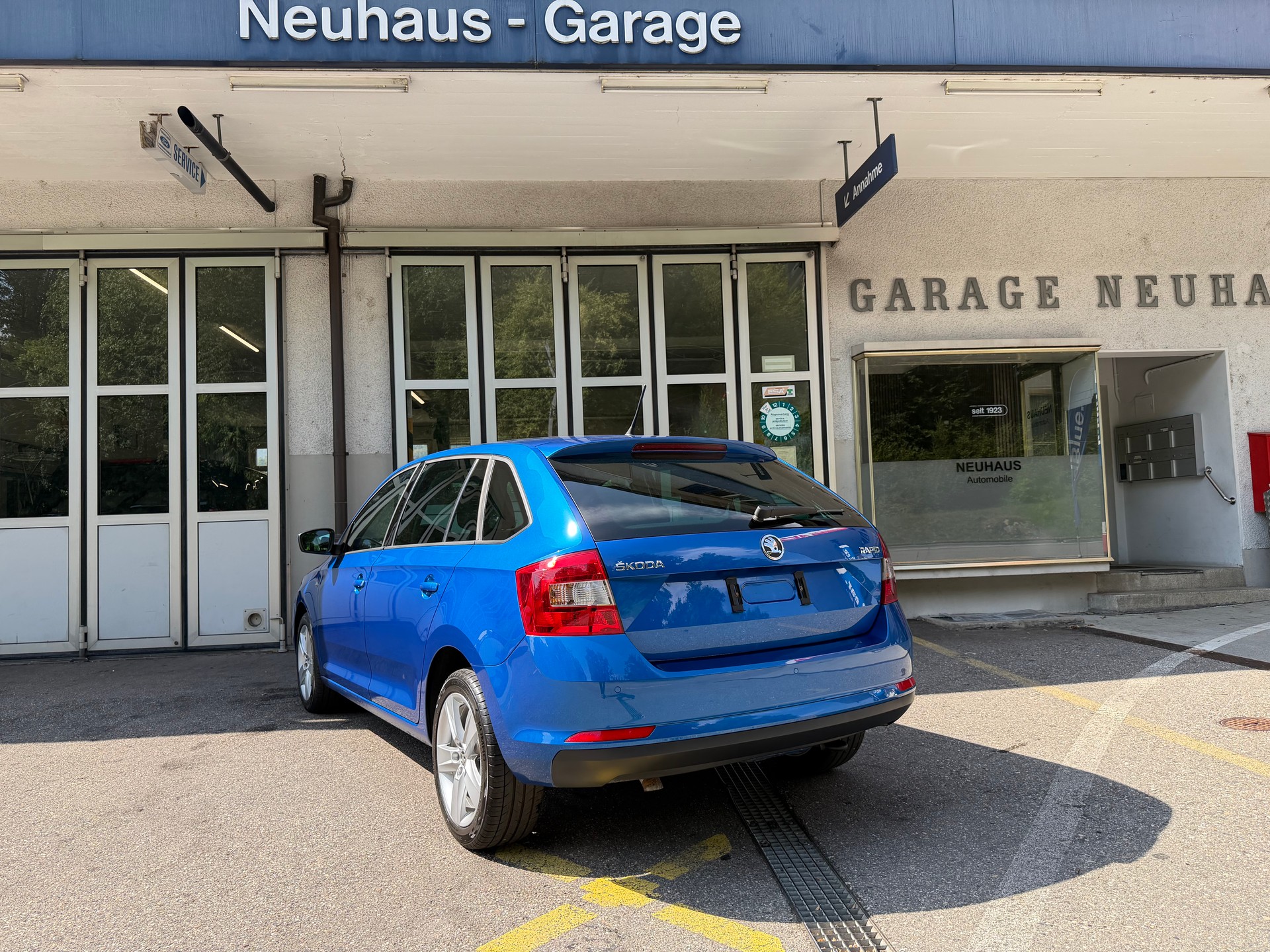SKODA Rapid Spaceback 1.6 TDI Ambition-showroom-element-3