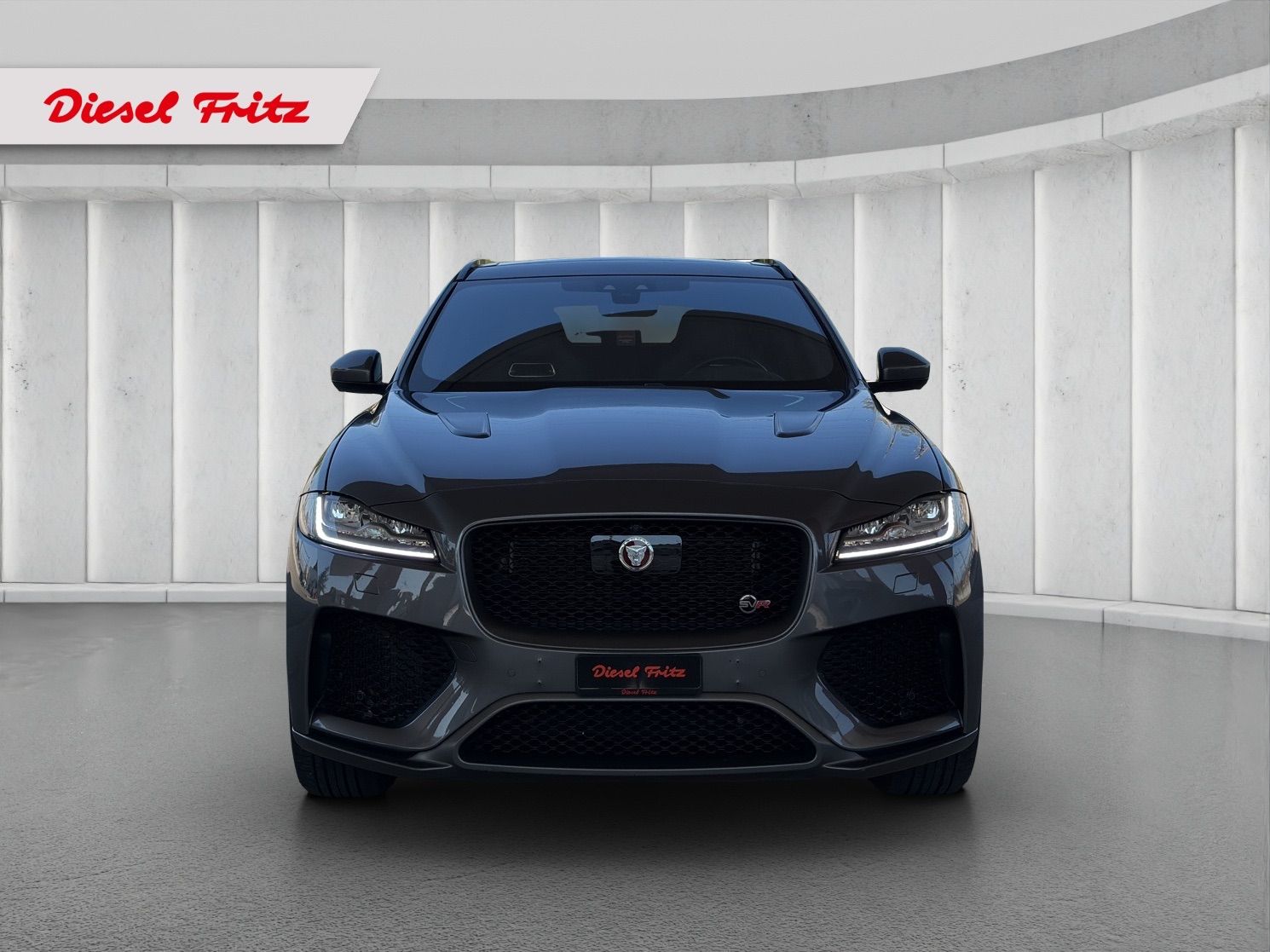 JAGUAR F-Pace 5.0 V8 SVR AWD Automatik-image-7