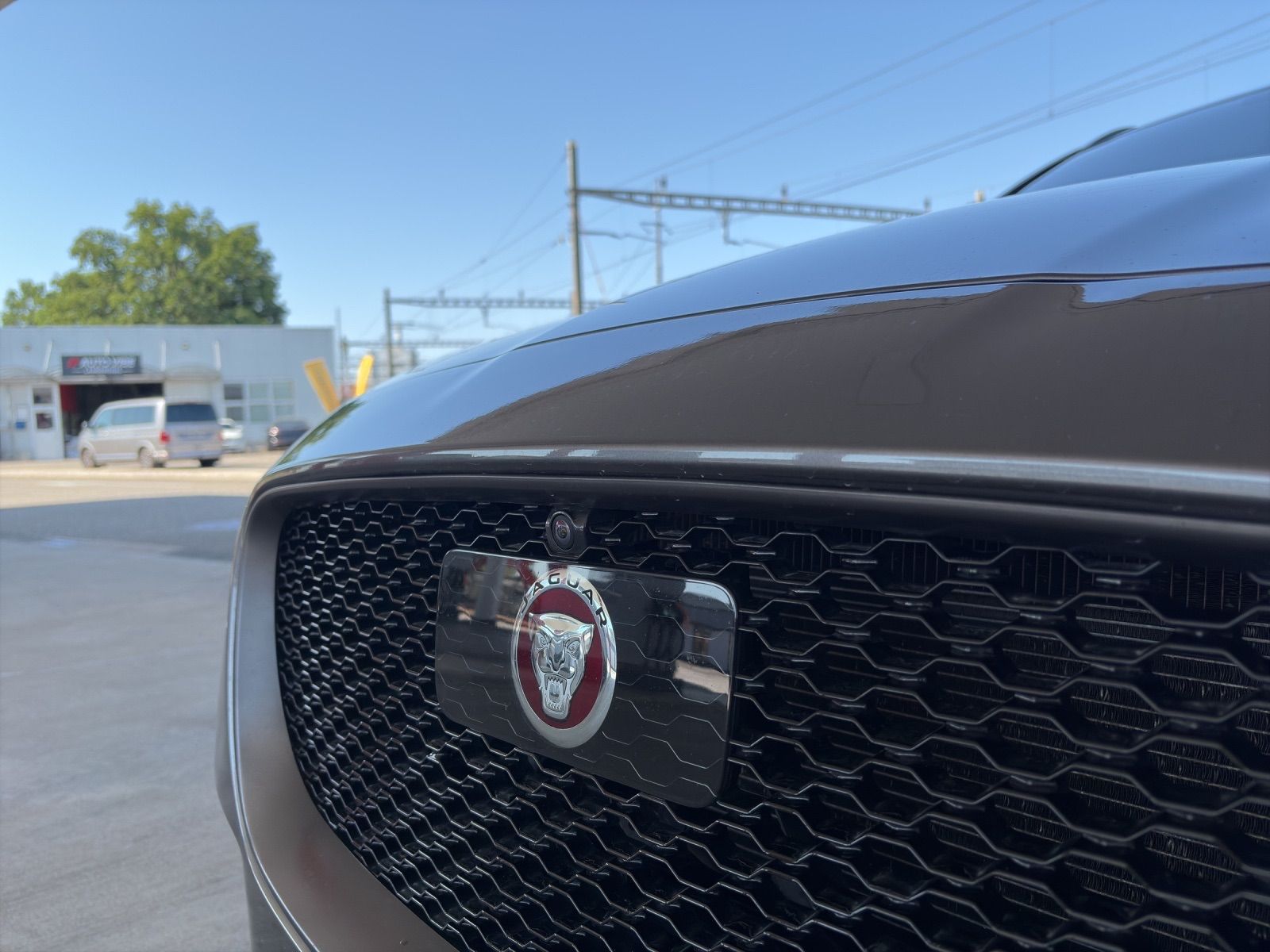 JAGUAR F-Pace 5.0 V8 SVR AWD Automatik-image-19
