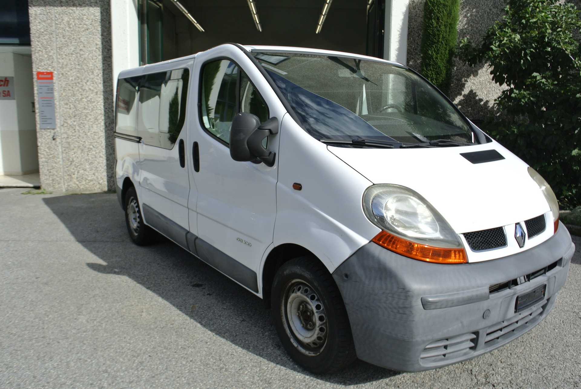 RENAULT Trafic 1.9 dCi 100 2.9t-showroom-element-2