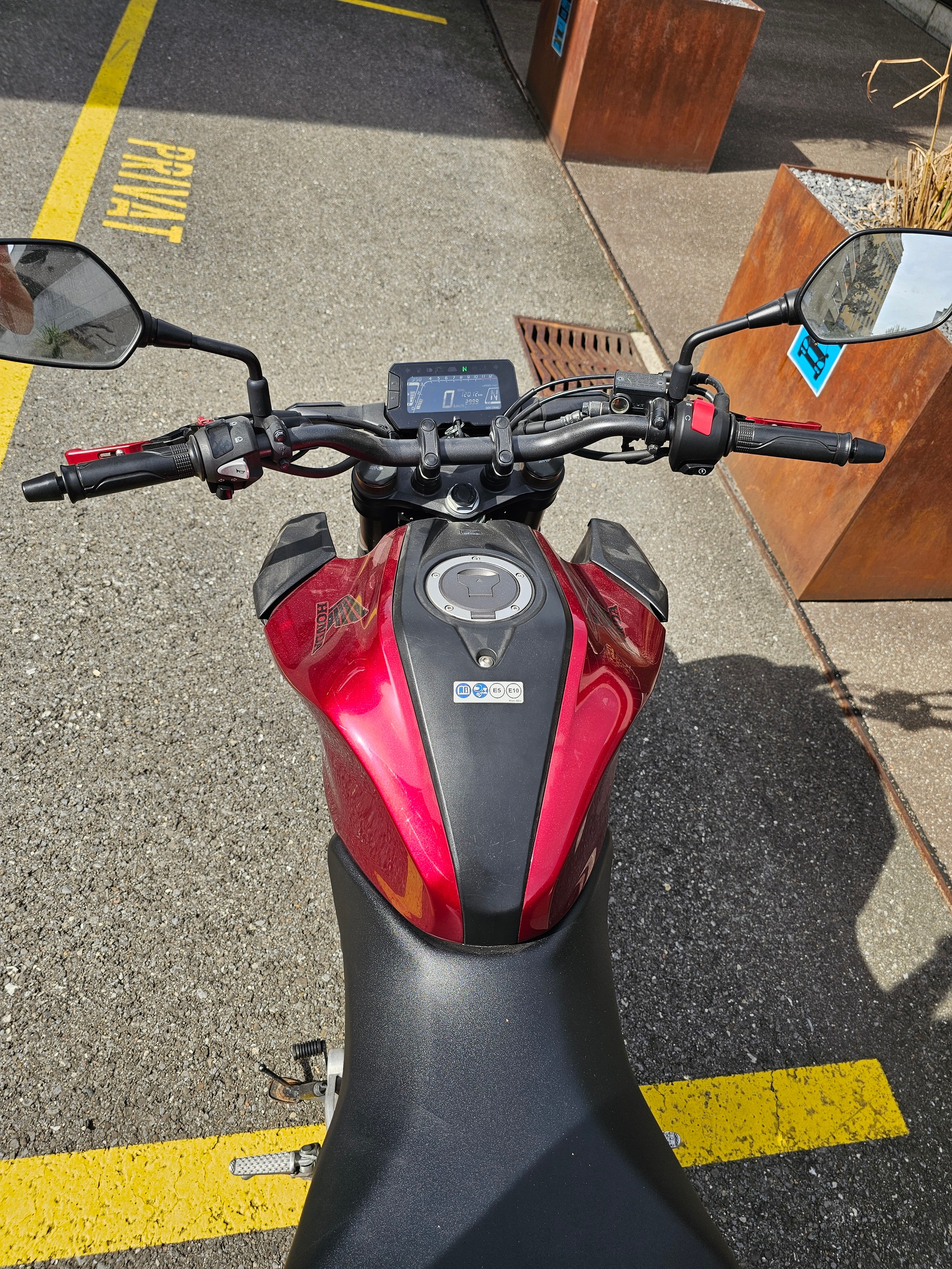 HONDA CB 125 R-image-3