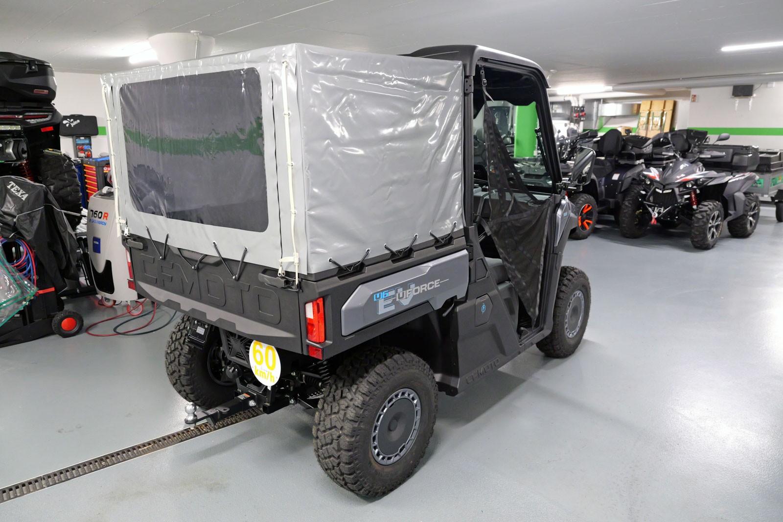 CF MOTO UFORCE U6 EV-image-6