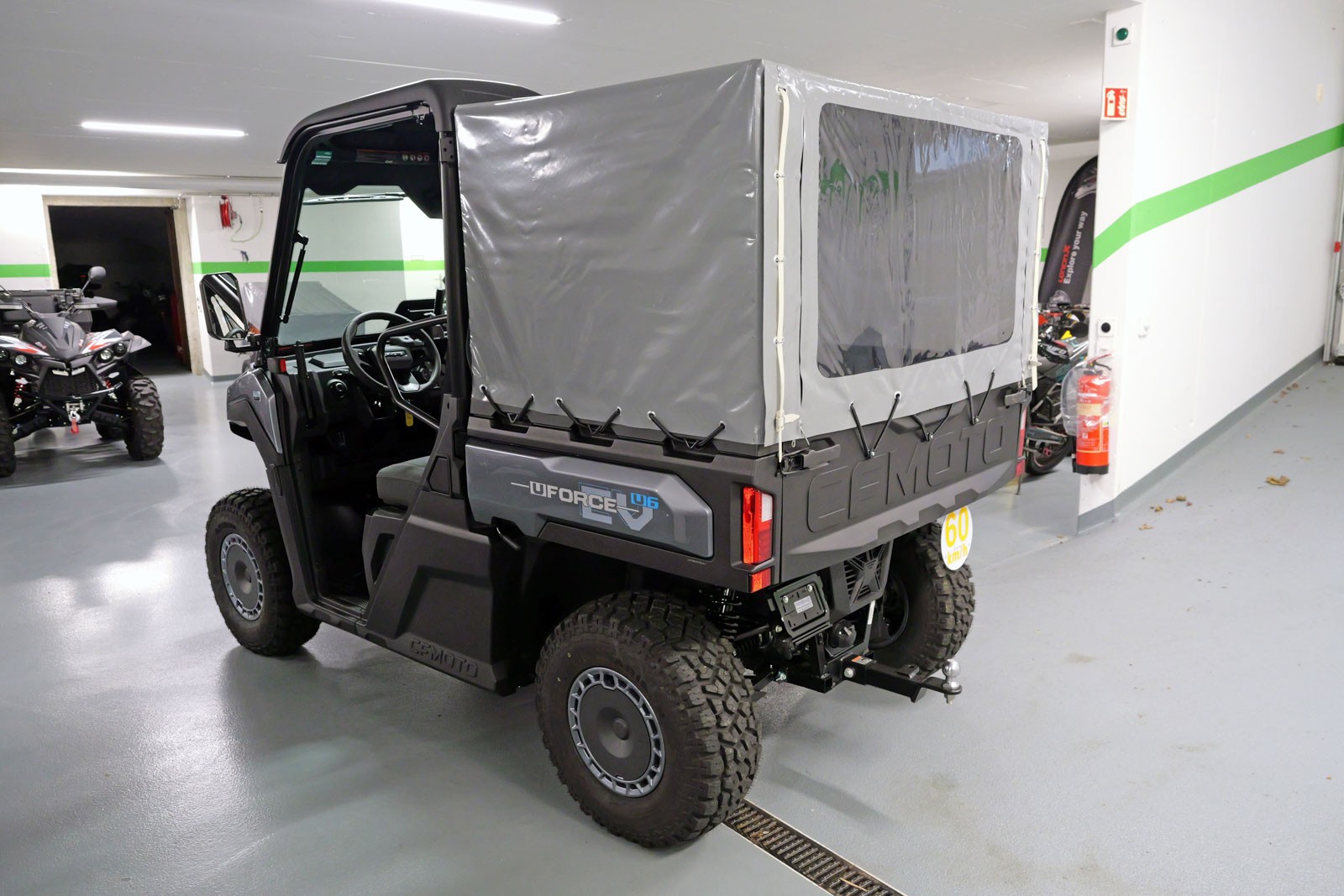 CF MOTO UFORCE U6 EV-image-4