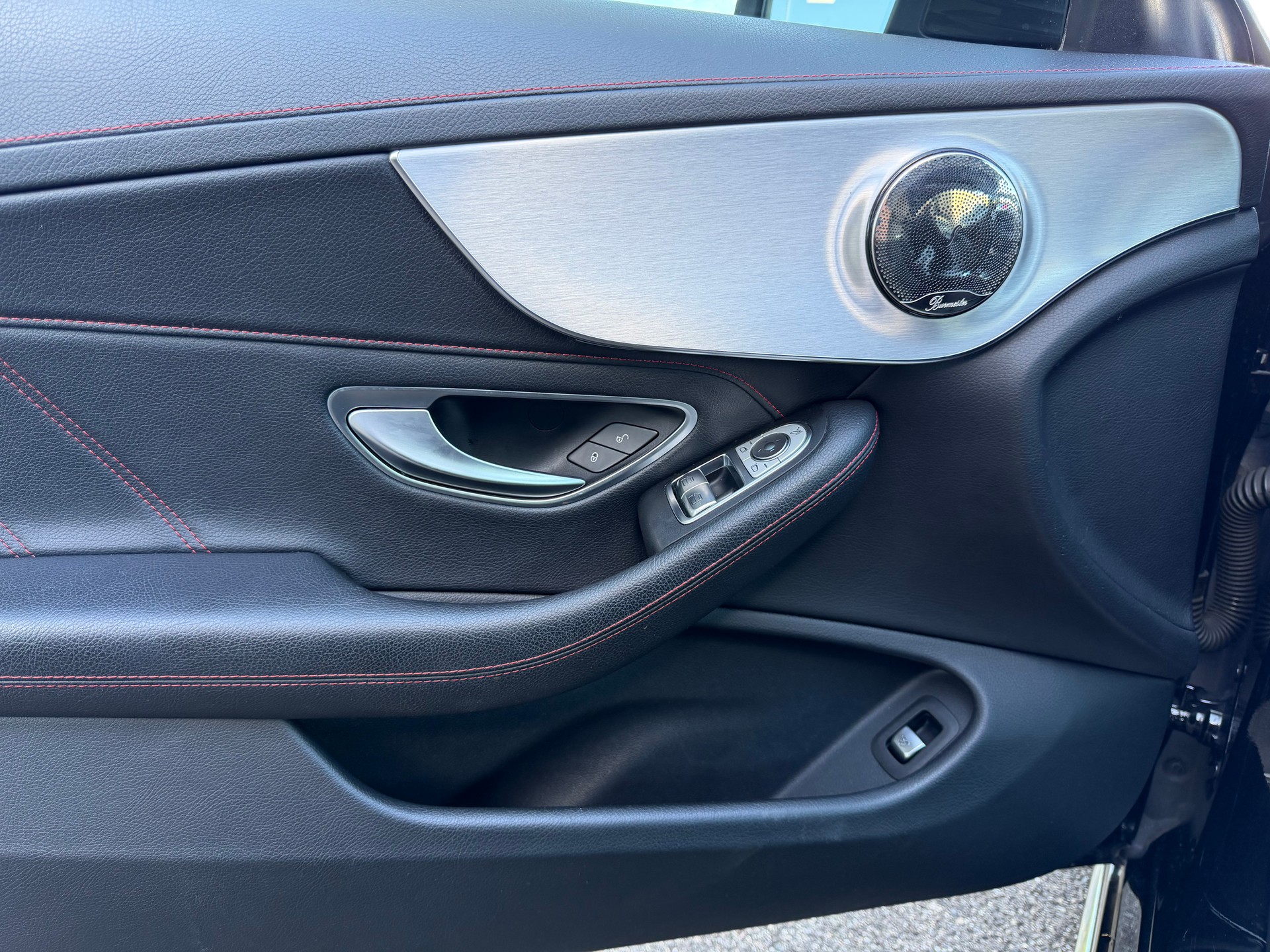 MERCEDES-BENZ C 43 AMG 4matic Coupé-image-9