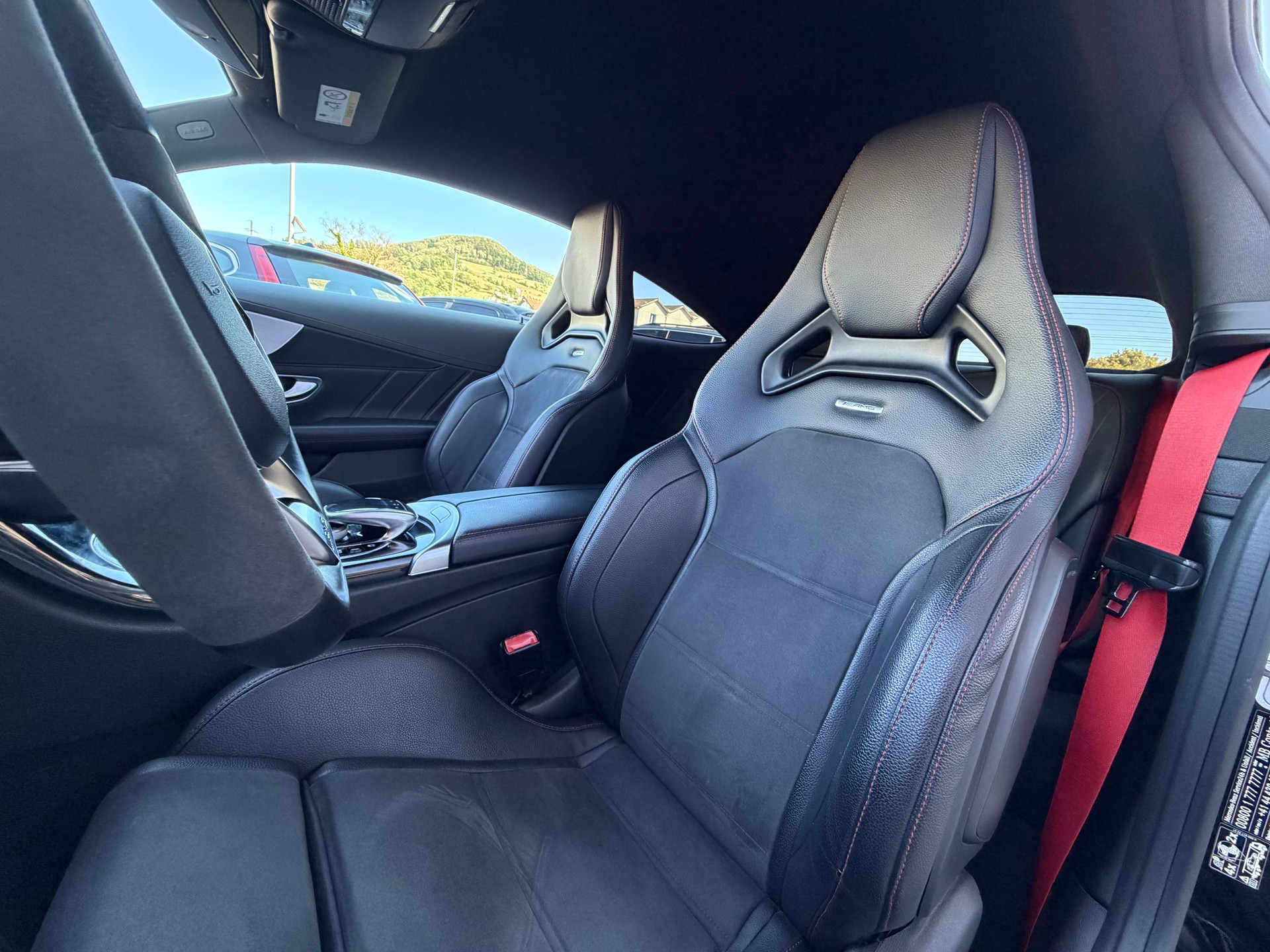 MERCEDES-BENZ C 43 AMG 4matic Coupé-image-12