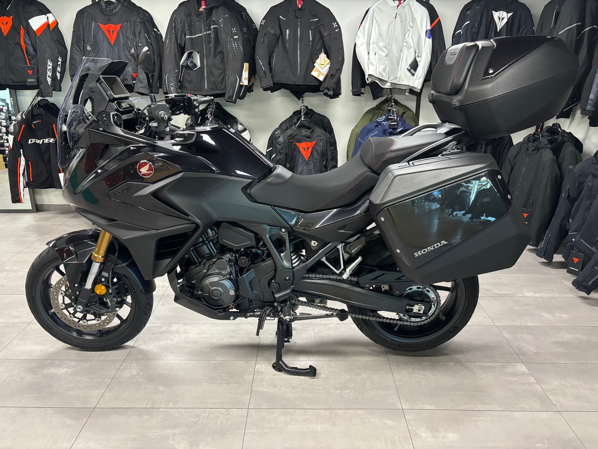 HONDA NT 1100 DCT E.S.-image-1