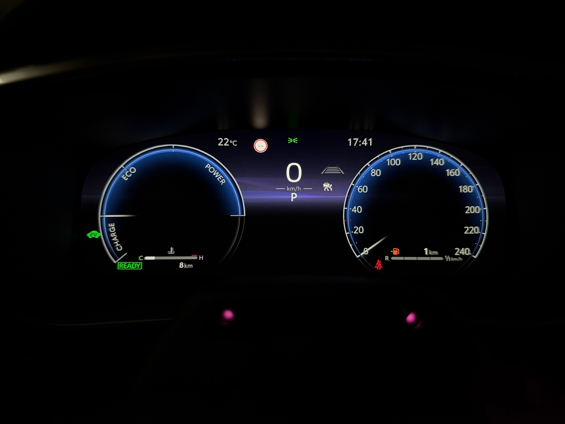 TOYOTA Corolla Touring Sports 1.8 HSD Comfort e-CVT-image-23