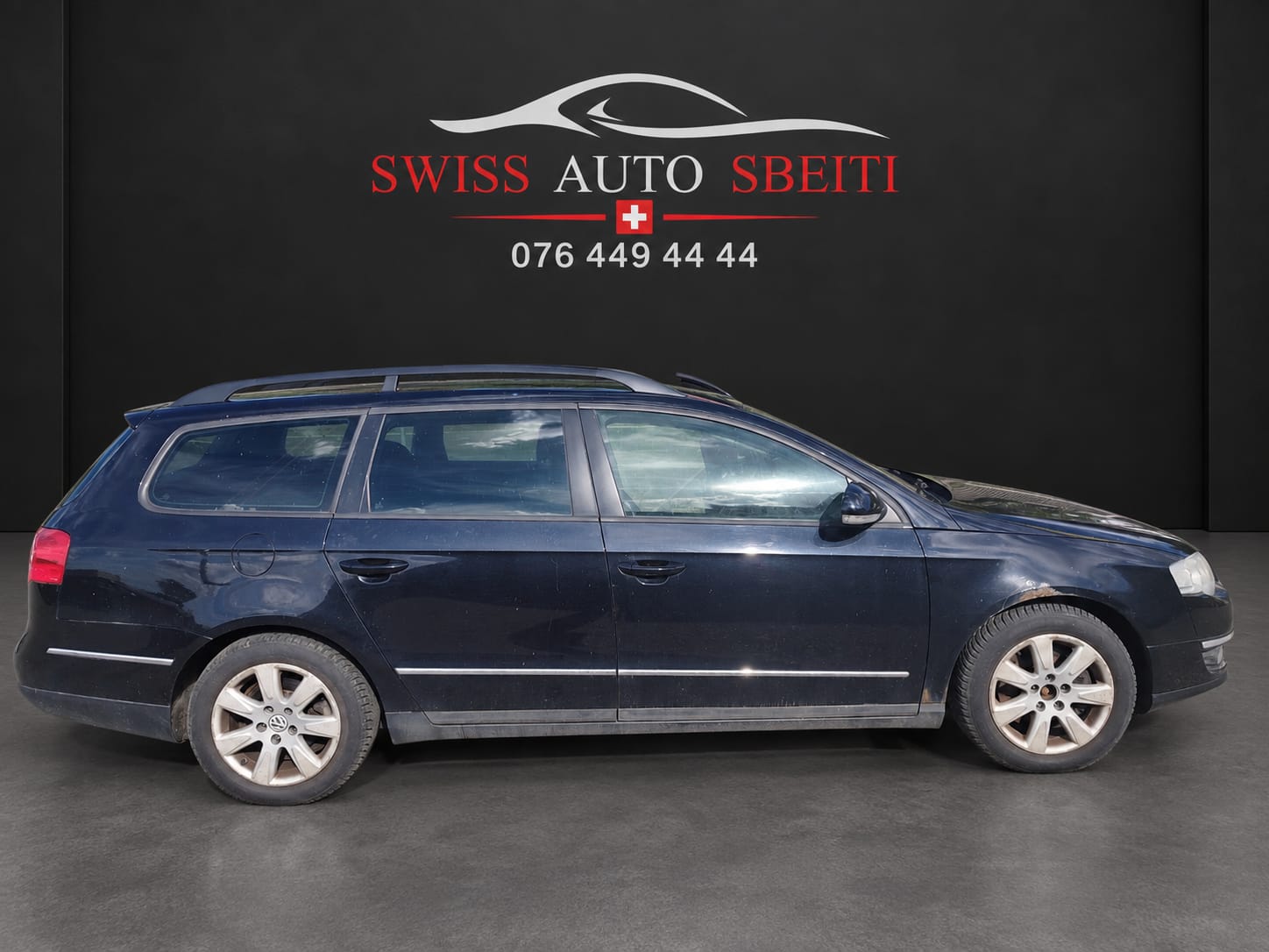 VW Passat Variant 2.0 FSI Trendline 4Motion-image-3