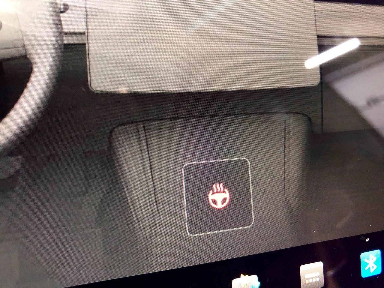 TESLA Model Y Long Range Allrad 514PS / Enhanced Autopilot / Anhängerkupplung-image-14