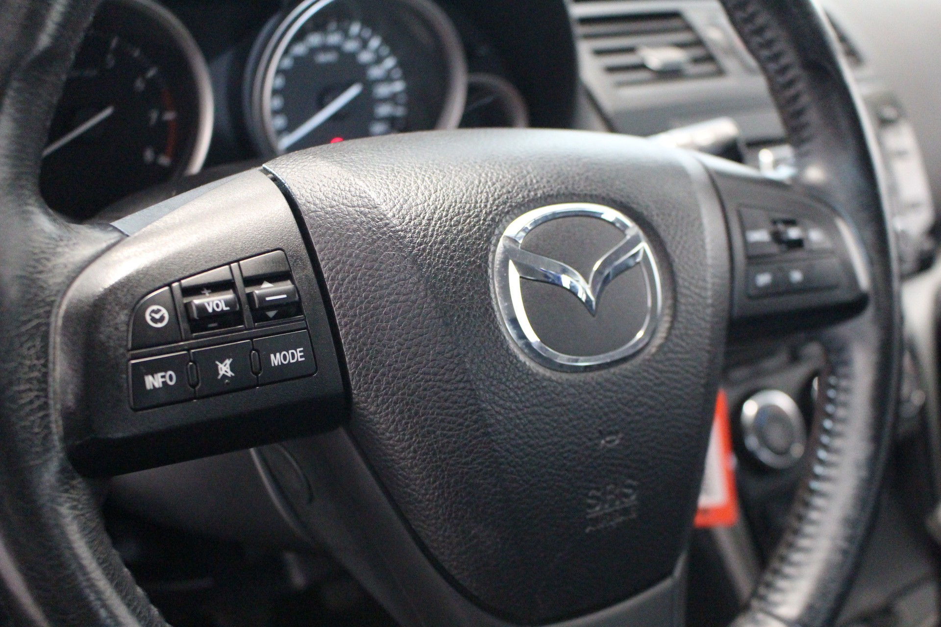 MAZDA 6 Station Wagon 2.0 DISI Motion-image-13