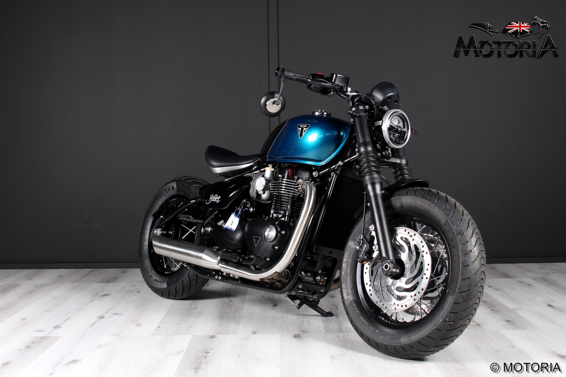 TRIUMPH Bonneville 1200 Bobber (MY26) 35kW / 57kW-image-0