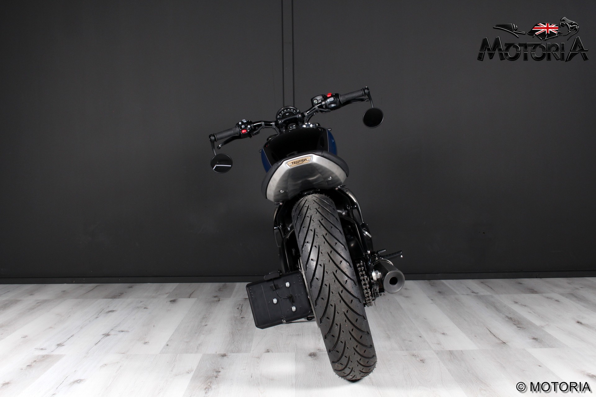 TRIUMPH Bonneville 1200 Bobber (MY26) 35kW / 57kW-image-3