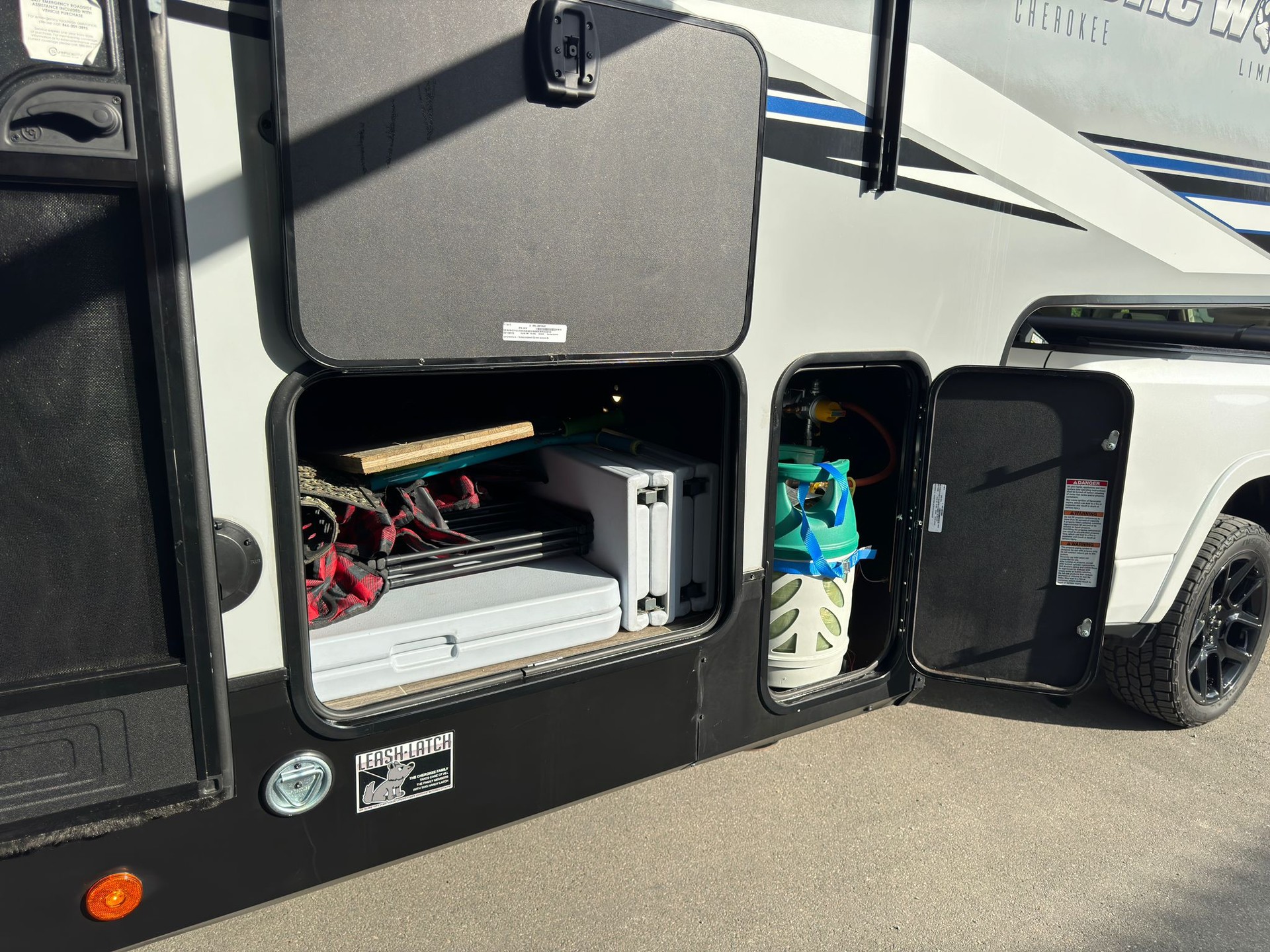 FORREST RIVER ARCTIC WOLF FIFTH WHEELS 287BH-image-12