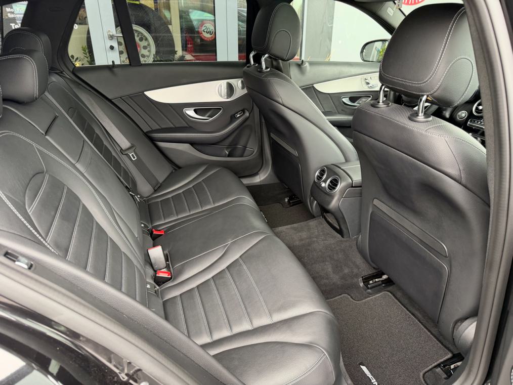 MERCEDES-BENZ C 400 AMG Line 4Matic 9G-Tronic-image-12