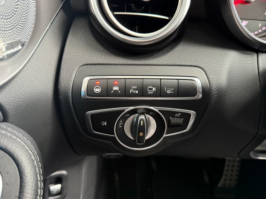 MERCEDES-BENZ C 400 AMG Line 4Matic 9G-Tronic-image-5