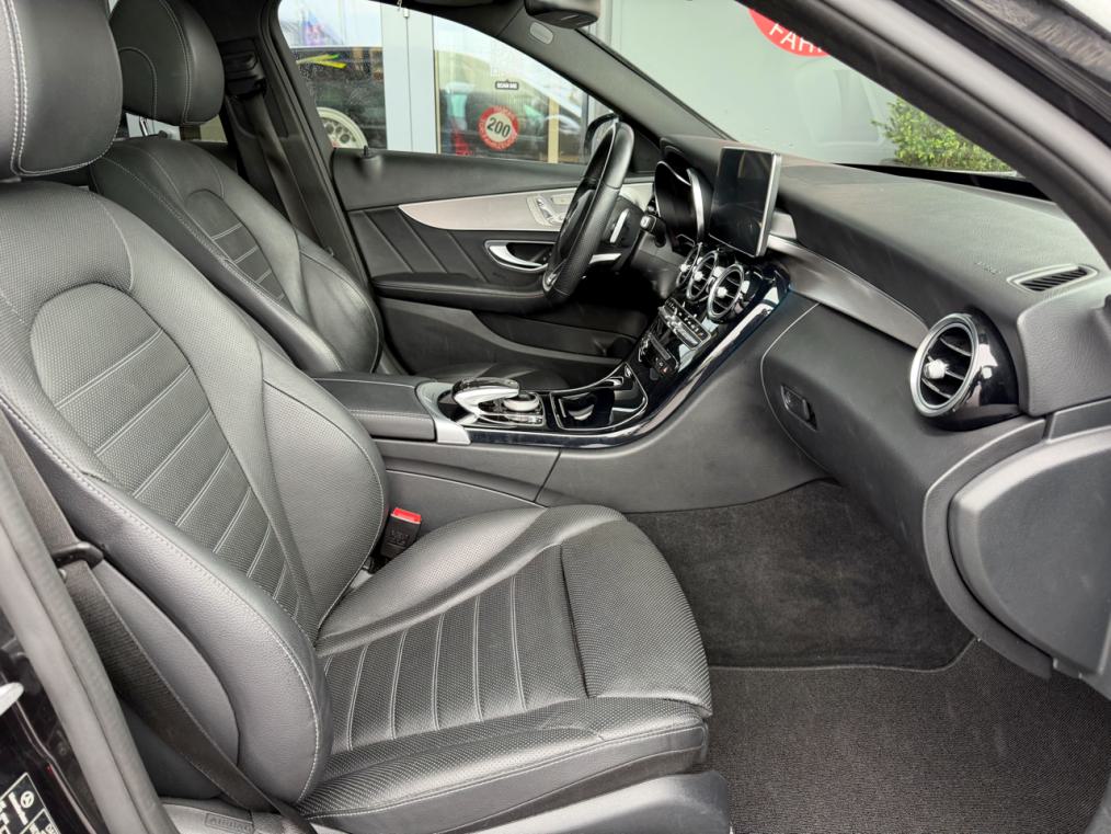 MERCEDES-BENZ C 400 AMG Line 4Matic 9G-Tronic-image-10