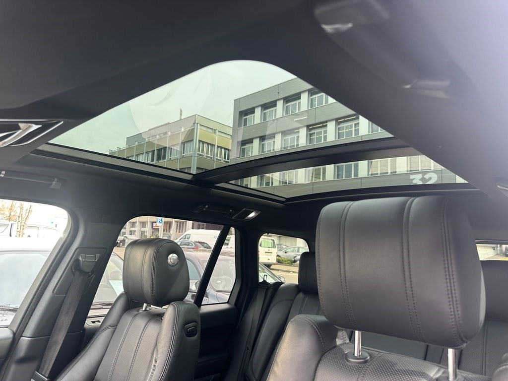 LAND ROVER RANGE ROVER 3.0 TDV6 HSE Automatic-image-7