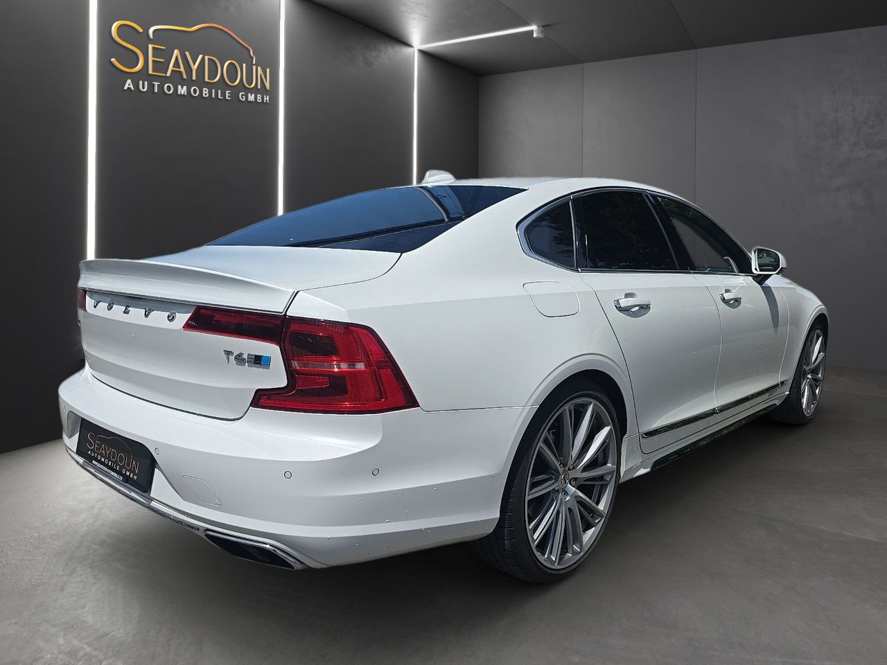 VOLVO S90 T6 AWD Inscription Geartronic-showroom-element-3