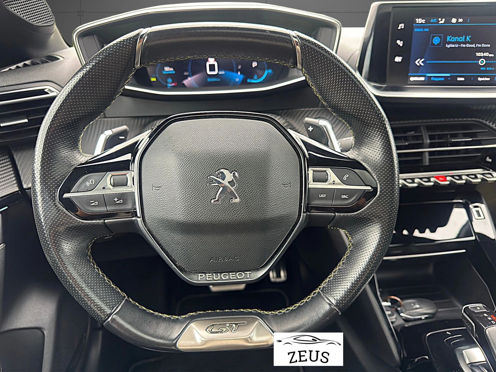 PEUGEOT 208 1.2 PureTech GT Line EAT8-image-12