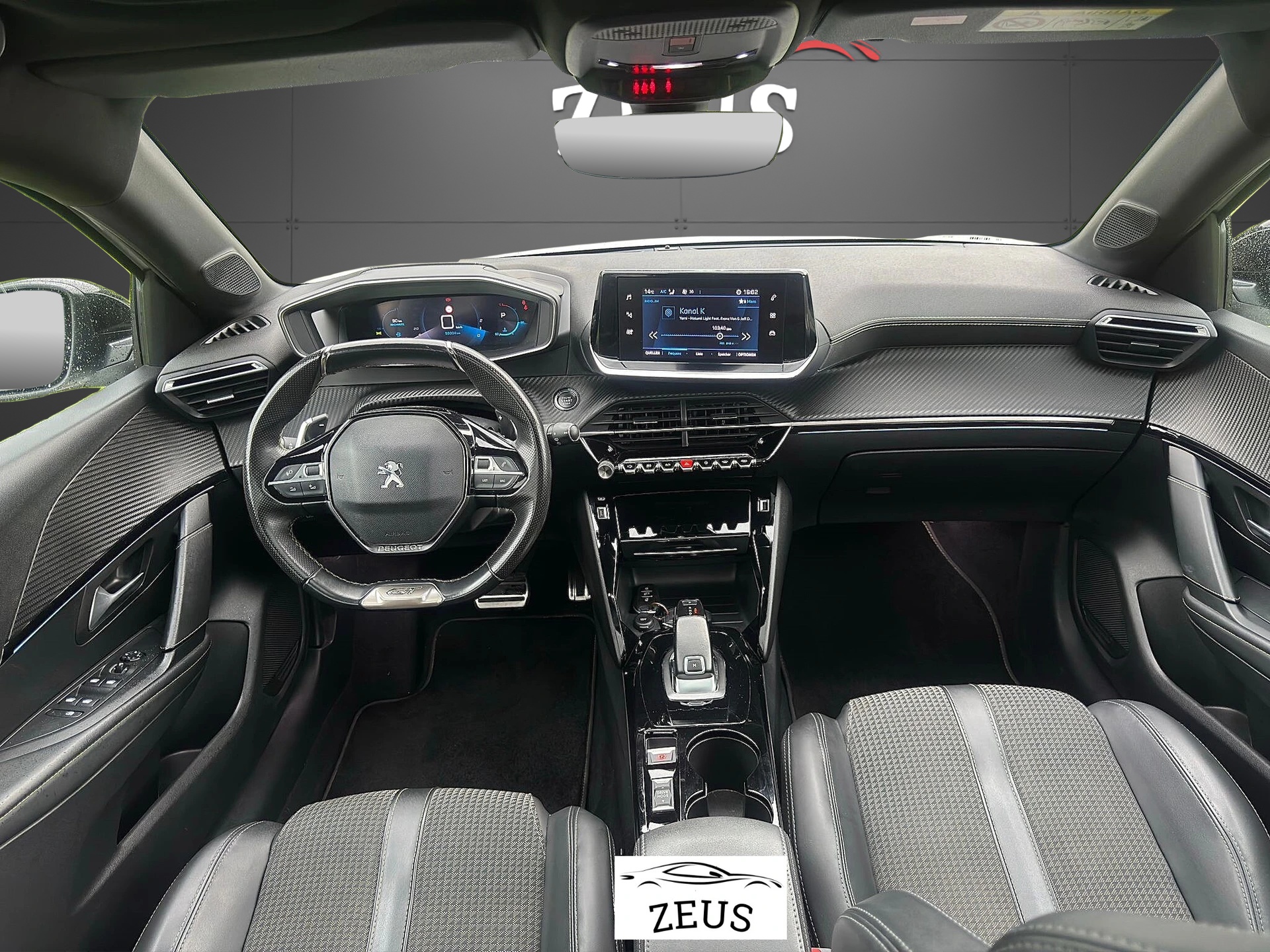 PEUGEOT 208 1.2 PureTech GT Line EAT8-image-11