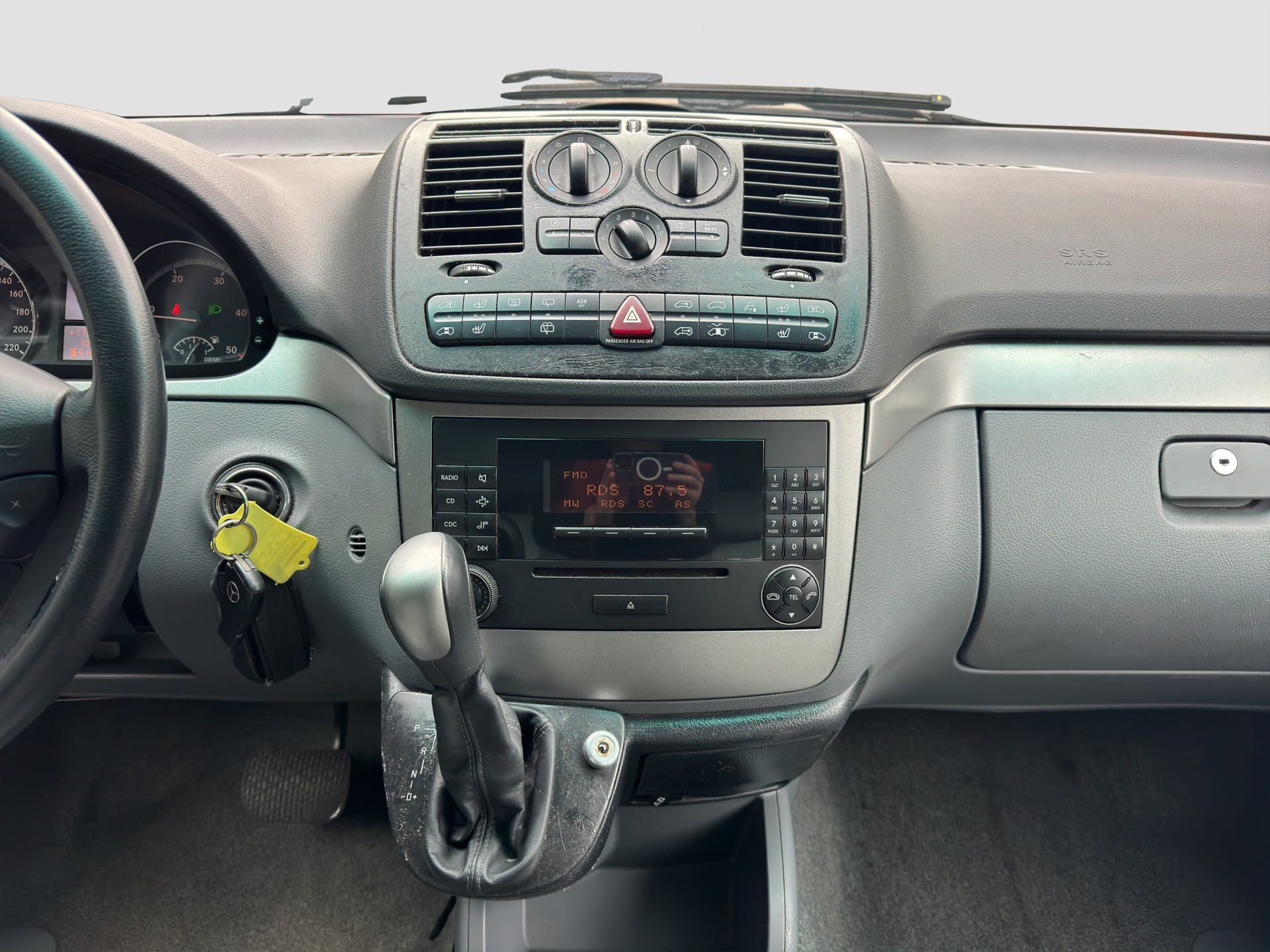 MERCEDES-BENZ Viano 2.2CDI Trend 4-Matic (Invalidenfahrzeug)-image-4