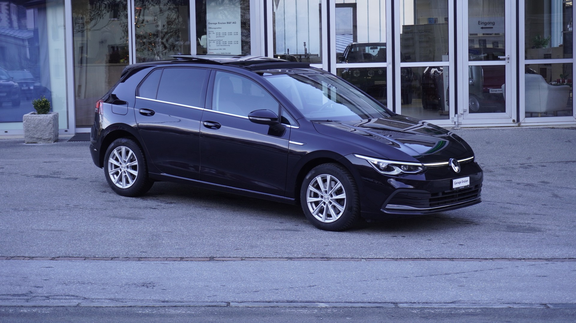 VW Golf 2.0 TSI Style DSG 4 Motion mit AHK-image-5