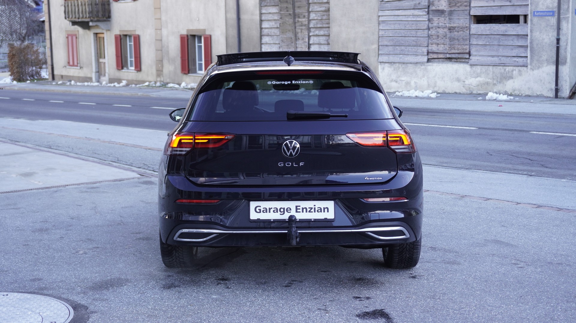 VW Golf 2.0 TSI Style DSG 4 Motion mit AHK-image-9