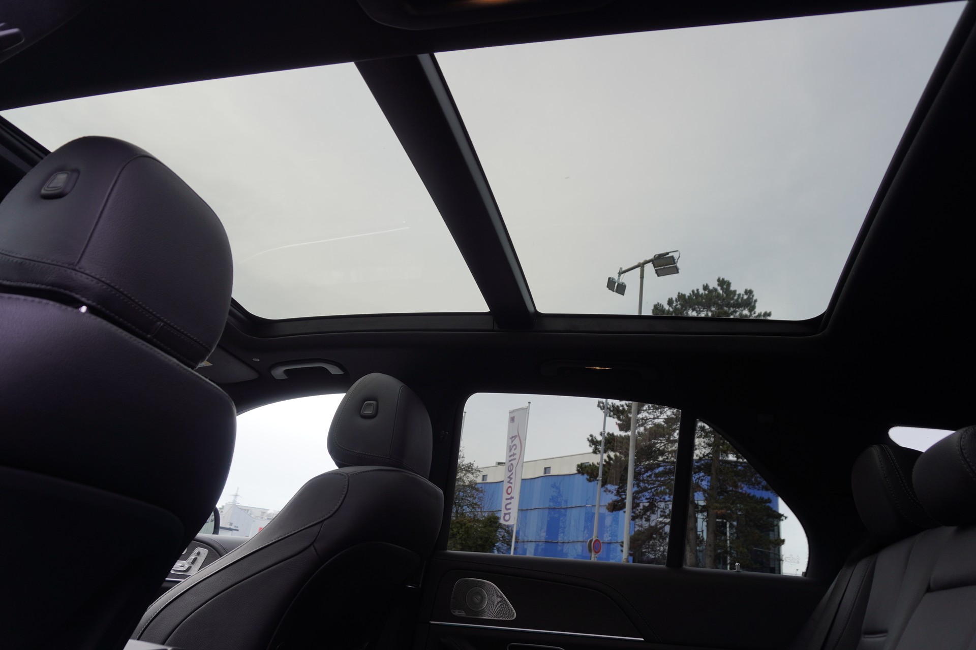 MERCEDES-BENZ GLE 400 d 4Matic AMG Line 9G-Tronic-image-8
