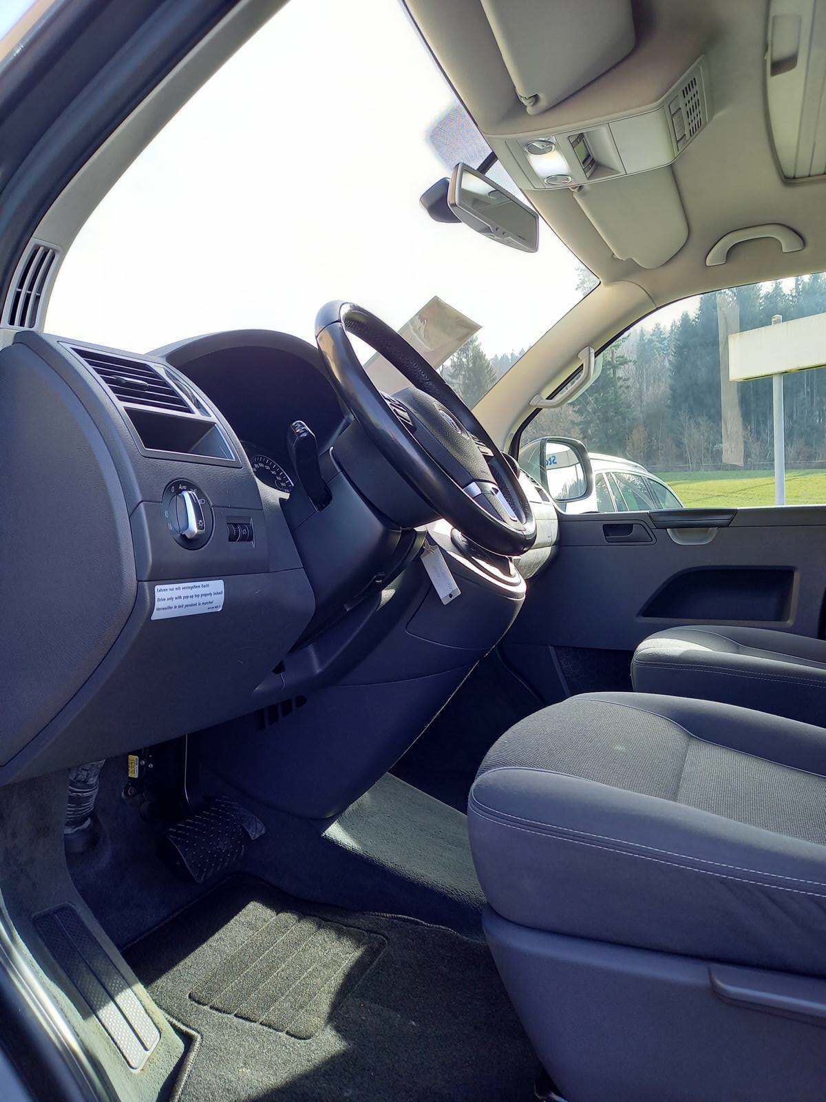 VW T5 California 2.0 TDI Beach DSG-image-8
