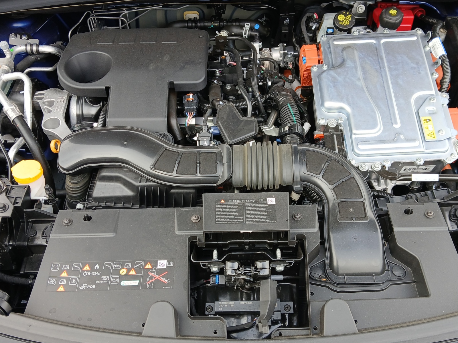RENAULT Captur 1.6 E-Tech 145 Esprit Alpine DHT-image-15