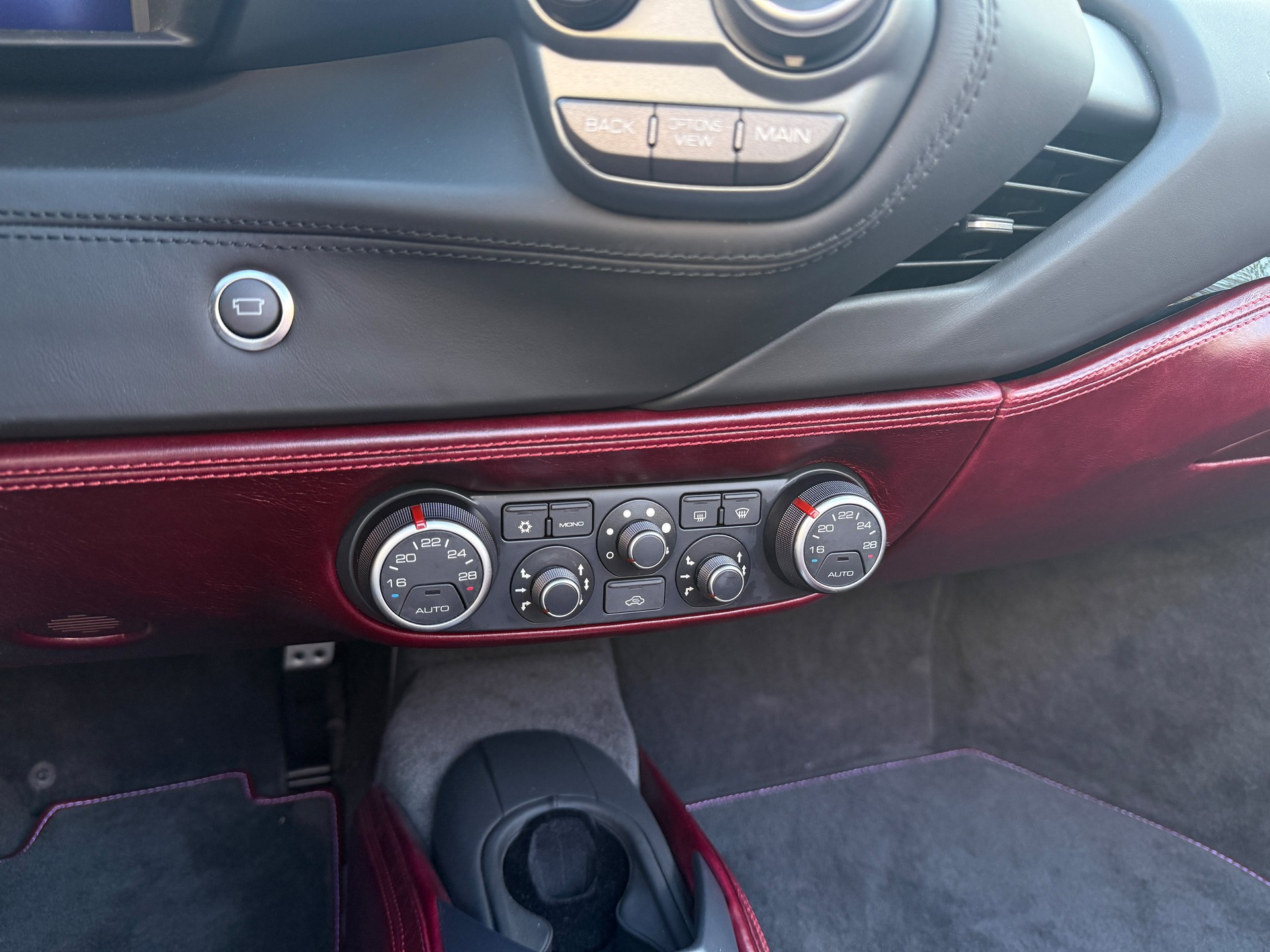 FERRARI 488 Spider 3.9 V8-image-11