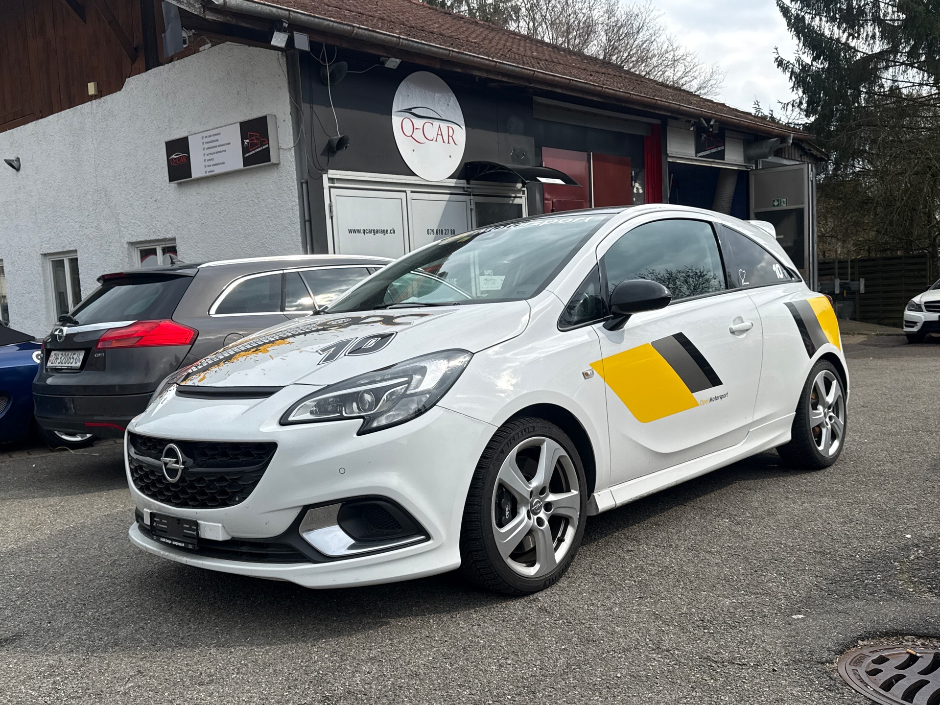 OPEL Corsa 1.6 Turbo OPC