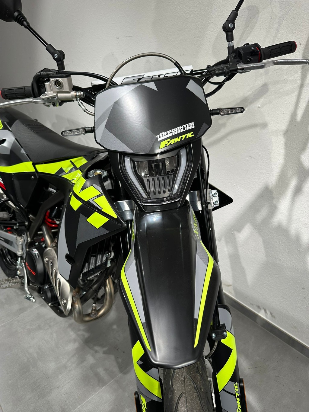 FANTIC XMF Motard 125 Performance-image-7