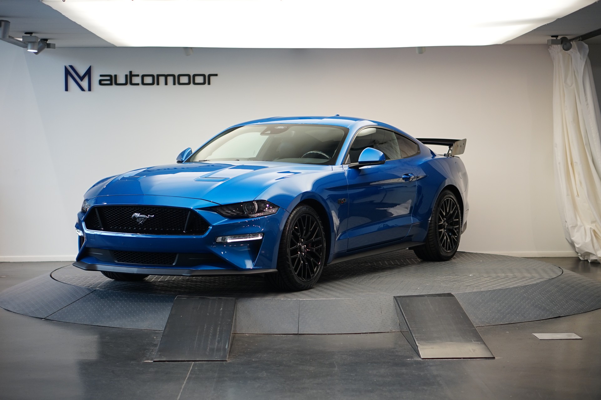 FORD Mustang Fastback 5.0 V8 GT 55 Automat *Shelby Heckspoiler*