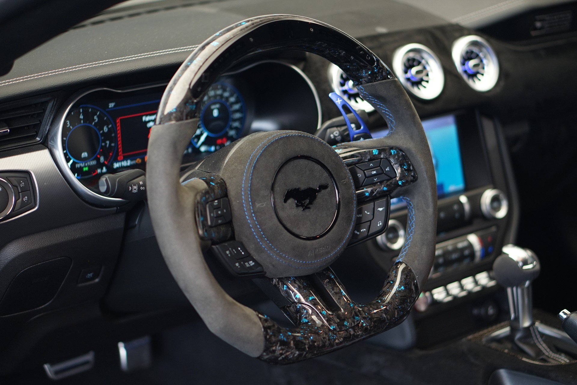 FORD Mustang Fastback 5.0 V8 GT 55 Automat *Shelby Heckspoiler*-image-19