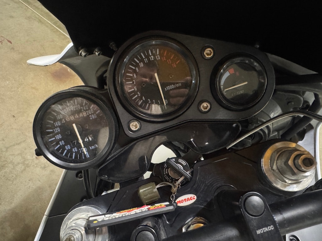 SUZUKI GSX-R 750-image-3